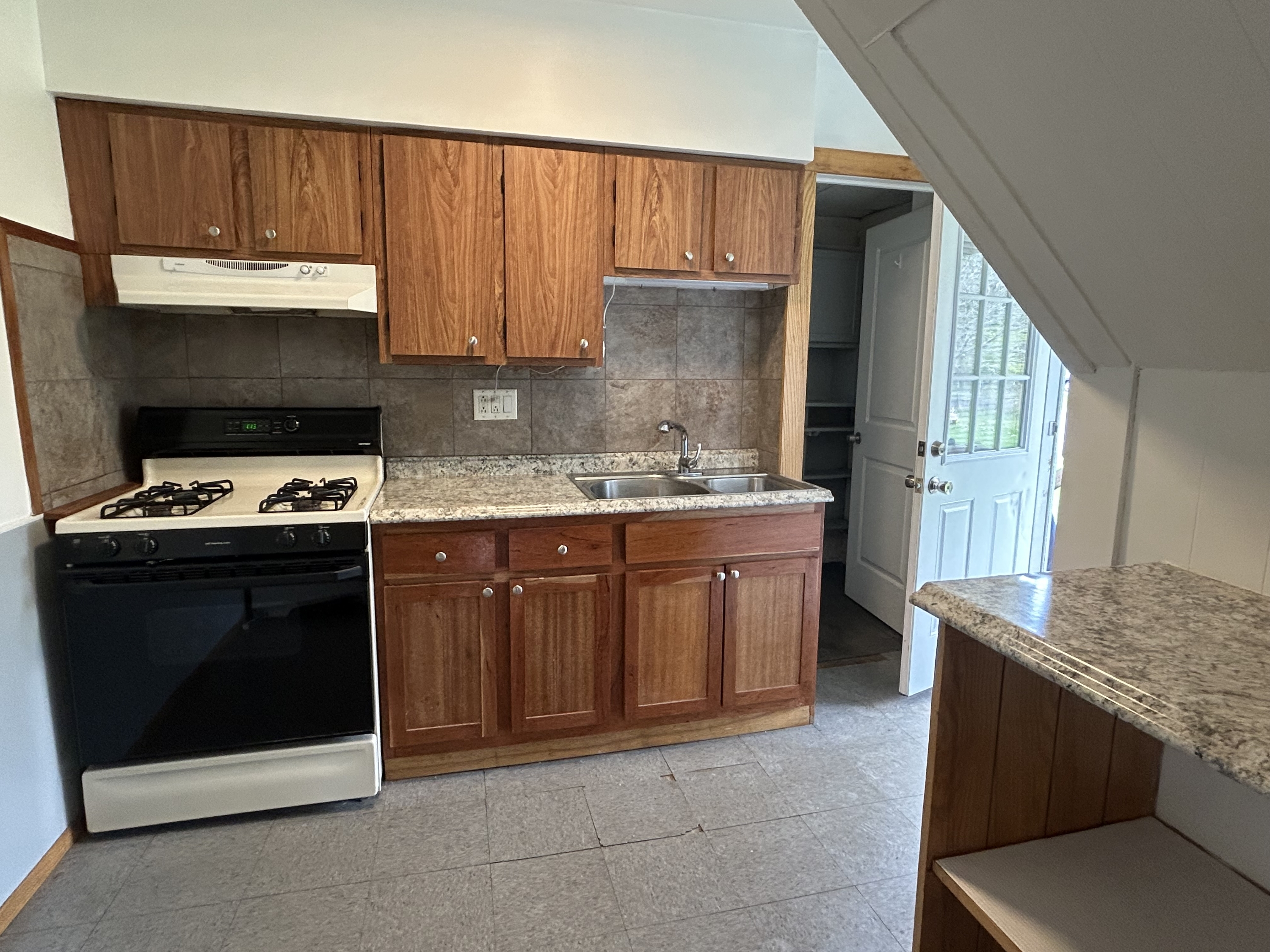 1-9 Allen Street - 7